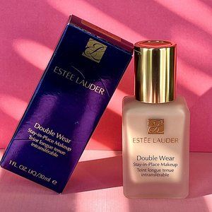 Double Wear Stay-in-Place Foundation 1C1 Cool Bone